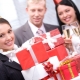 What to give a female colleague for her birthday?