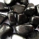 Jet: features, meaning and properties of the stone