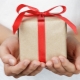 Interesting gifts within 1000 rubles for a man