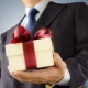 List of original gifts to the director from the team