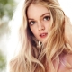 Beige blond: features of hair color and coloring