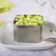 How to choose a salad dish?