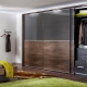 Sliding wardrobes in the bedroom: varieties, tips for choosing and installing