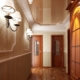Stretch ceiling in the corridor: features and application