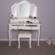 Dressing table and trellis in the hallway: types and selection rules