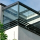 Frameless balcony glazing: pros, cons and recommendations
