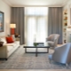 How to choose curtains for the living room according to the color of the wallpaper?