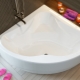 Corner acrylic bathtubs: varieties, sizes and tips for choosing