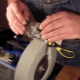 Sharpening hairdressing tools