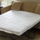 Orthopedic mattress topper on the sofa: characteristics, types, care and choice