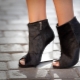 Wedge ankle boots: description, models, colors