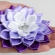 Flowers in the kanzashi technique