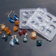 Molds and molds for epoxy resin