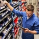 Who is an auto parts seller and what does he do?
