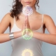 Subtleties and technique of performing chakra breathing
