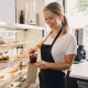 Choosing an apron for the seller