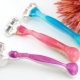Choosing a women's razor and machine