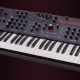What is an analog synthesizer and what is it like?