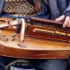 Wheeled lyre: characteristics and device