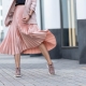 What shoes can you wear a pleated skirt?