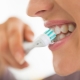 How long does it take to brush your teeth?