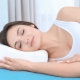 How to sleep properly on an orthopedic pillow?