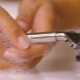 Does a girl need to shave the intimate area and how to do it?
