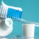 Whitening toothpastes