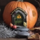 How to make a pumpkin house with your own hands?