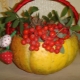 How to make a pumpkin basket?