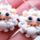 Making earrings from light plasticine