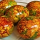 How to paint eggs in onion skins and brilliant green?