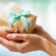 What to give a kindergarten teacher for graduation?