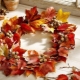 How to make a wreath of autumn leaves?