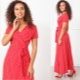 Features of long polka dot dresses