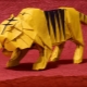 Making origami in the form of a tiger