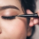 How to paint your eyes with eyeliner?