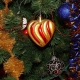 How beautiful to decorate a Christmas tree with tinsel?