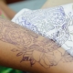 How to transfer a tattoo to a body from paper?