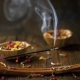  How to use aroma sticks?