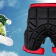 How to choose protective snowboard shorts?
