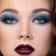 Makeup in blue tones