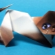Origami in the form of a cat