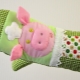 Features of potholders in the form of mittens