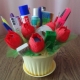 Making bouquets from stationery