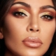 Makeup in brown tones