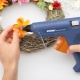 Choosing a glue gun for needlework