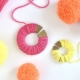 How to make a yarn pompom?