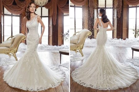 Wedding dress with one asymmetrical strap