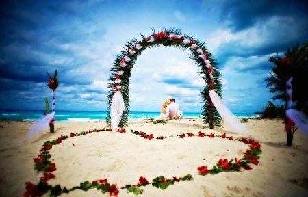 The emergence of the beach wedding